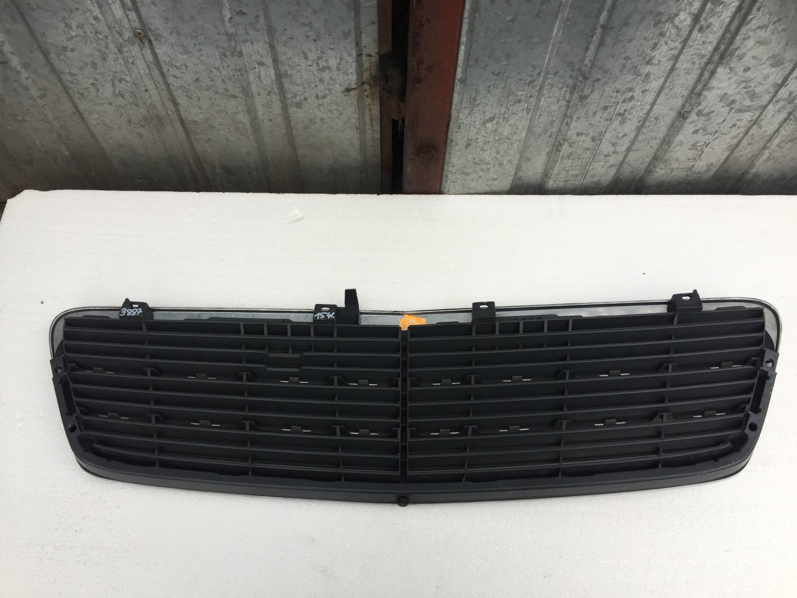 Kühlergrill Mercedes-Benz C-Klasse W203 FRONTGRILL Kühlergitter